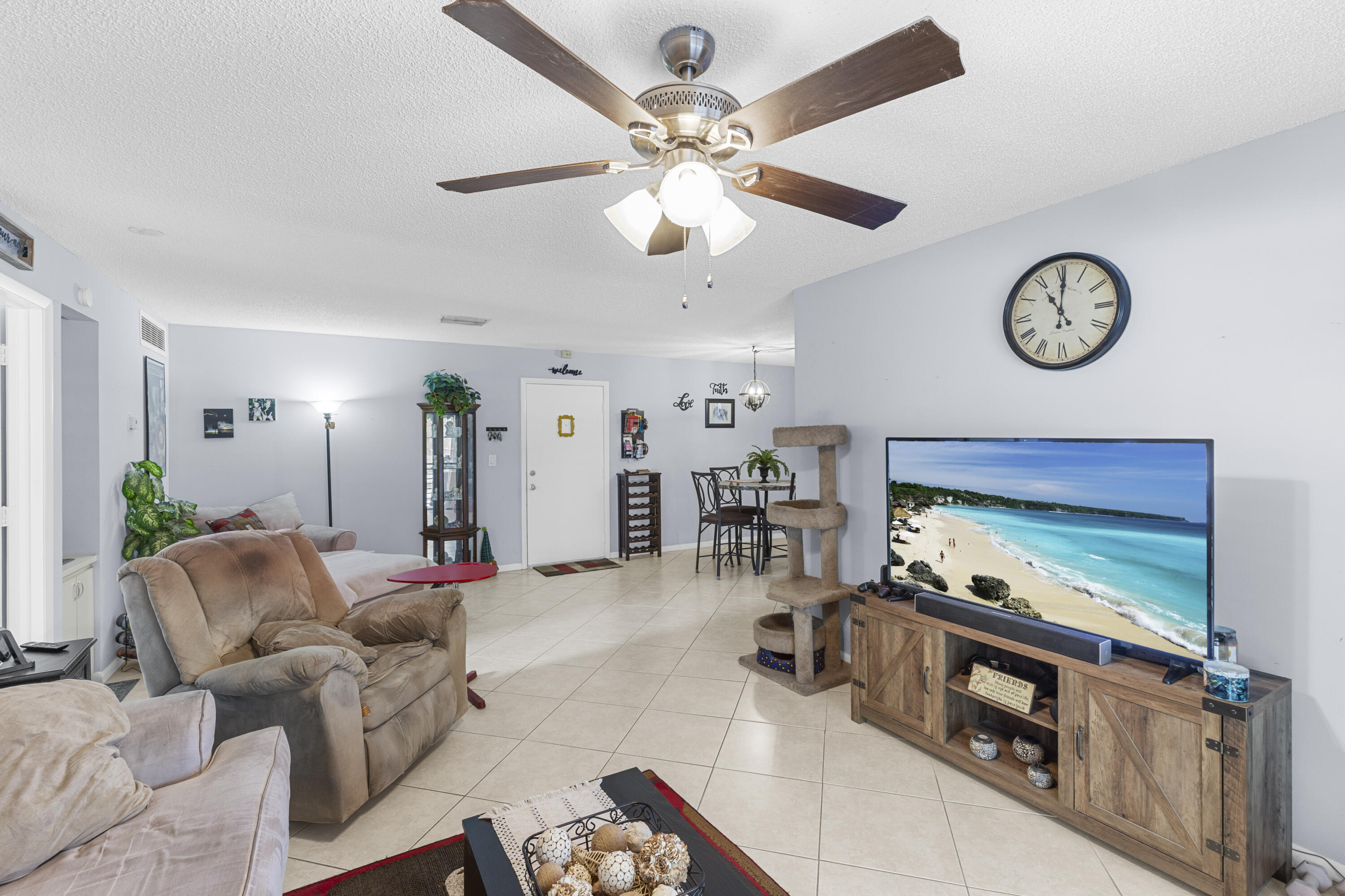 CORAL GARDENS II CONDO - Residential