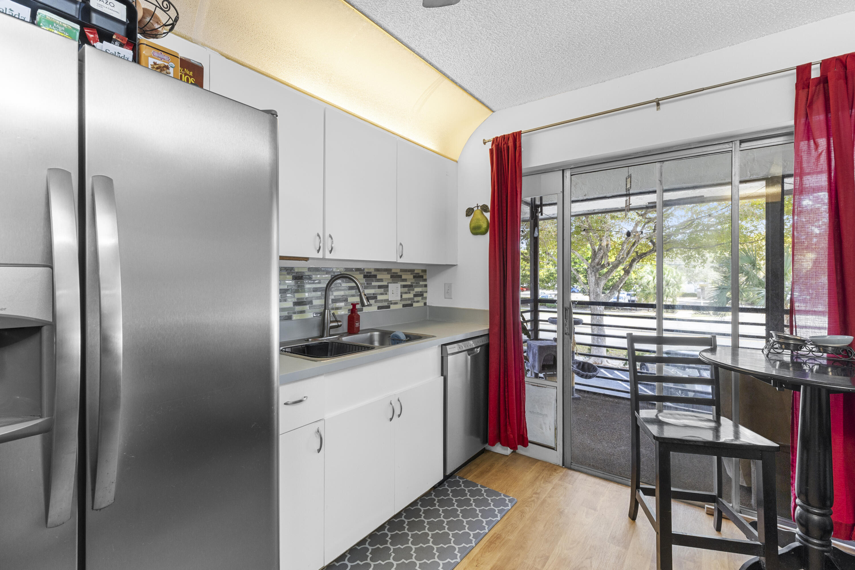 CORAL GARDENS II CONDO - Residential