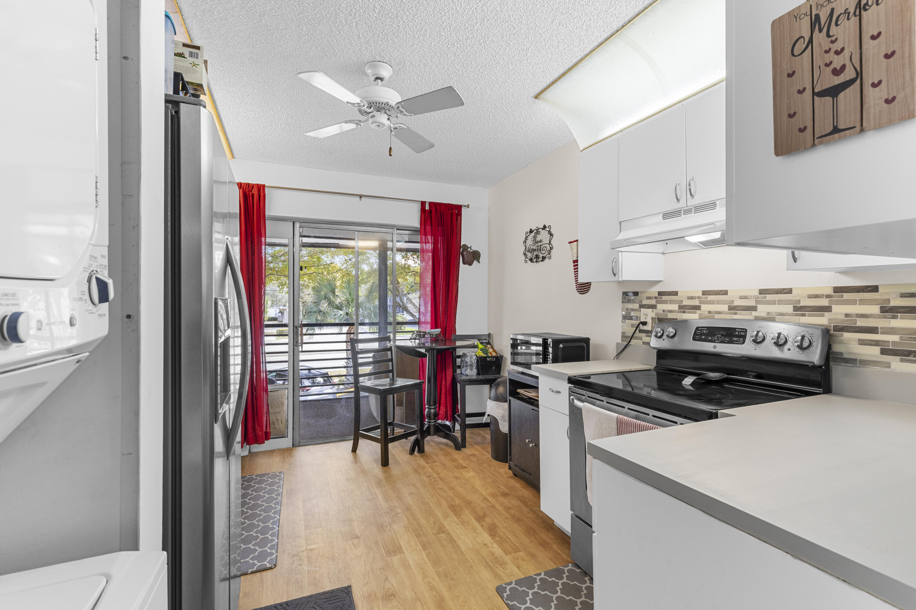 CORAL GARDENS II CONDO - Residential