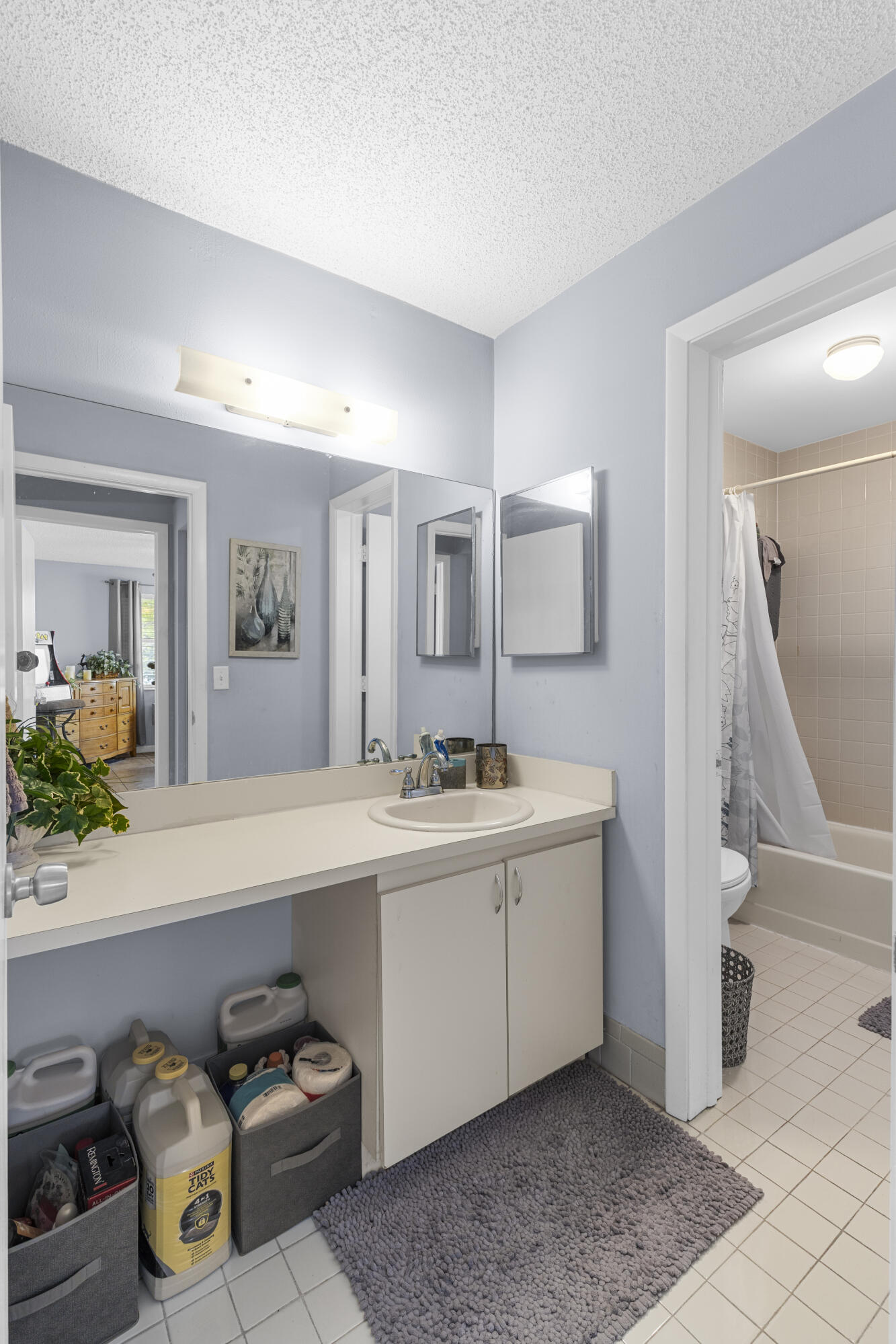 CORAL GARDENS II CONDO - Residential