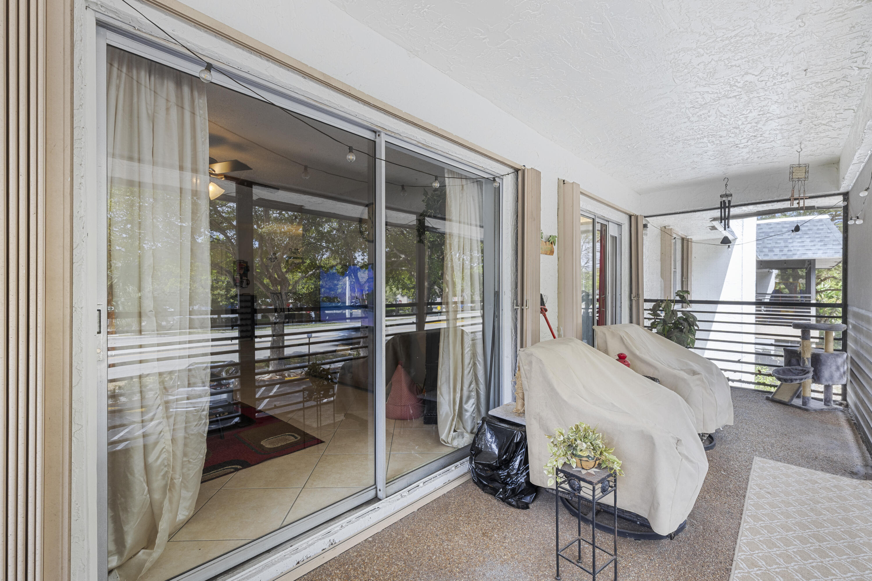 CORAL GARDENS II CONDO - Residential