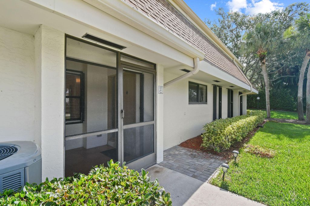 Photo of 107 Half Moon Circle #C, Jupiter, FL 33458 (MLS # R10999341)