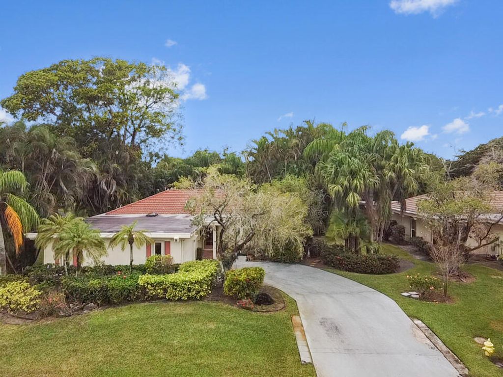 Photo of 13197 Sand Grouse Court, West Palm Beach, FL 33418 (MLS # R10952153)
