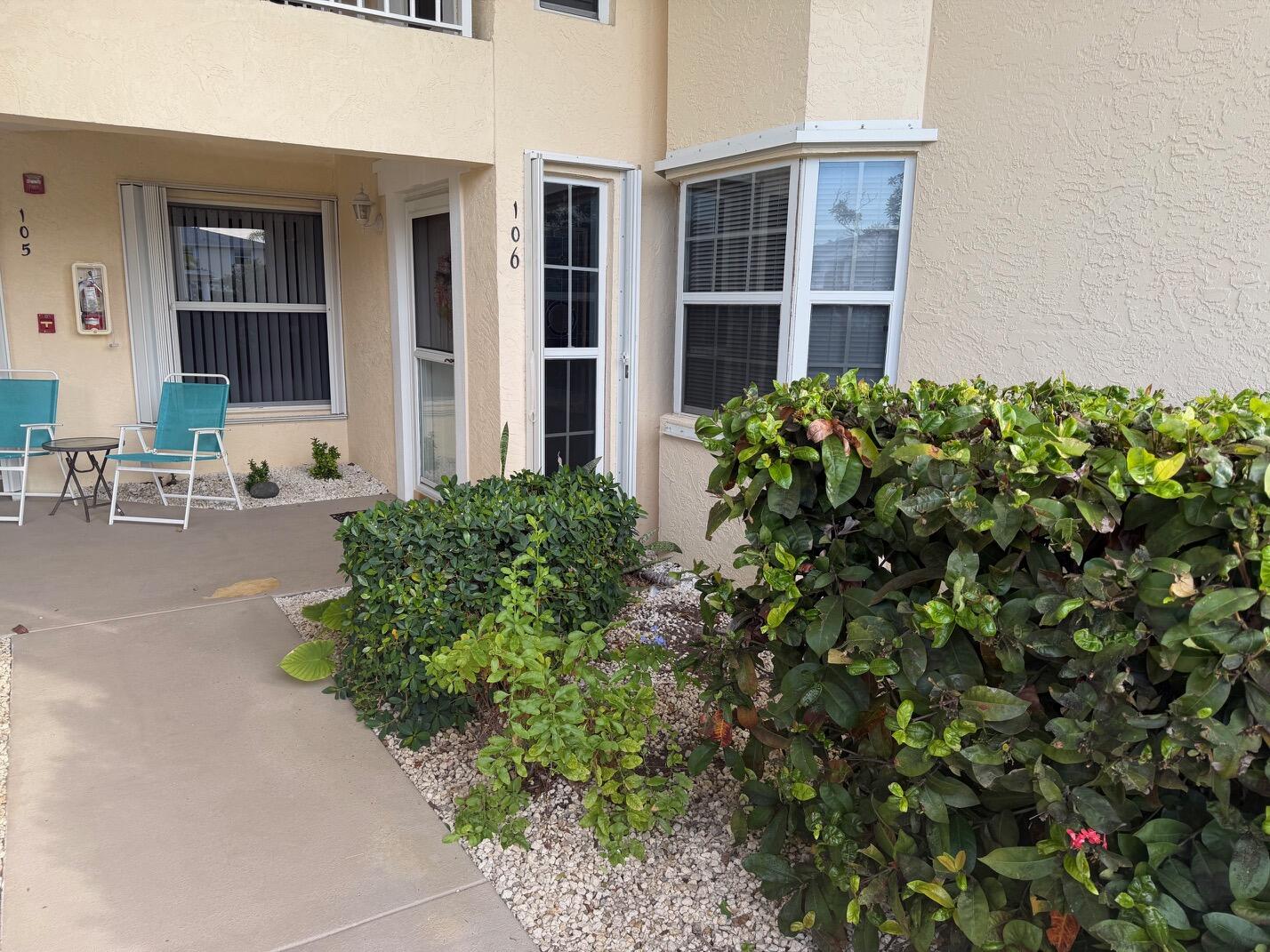 GROVE ISLE EAST CONDOMINIUM - Residential Lease