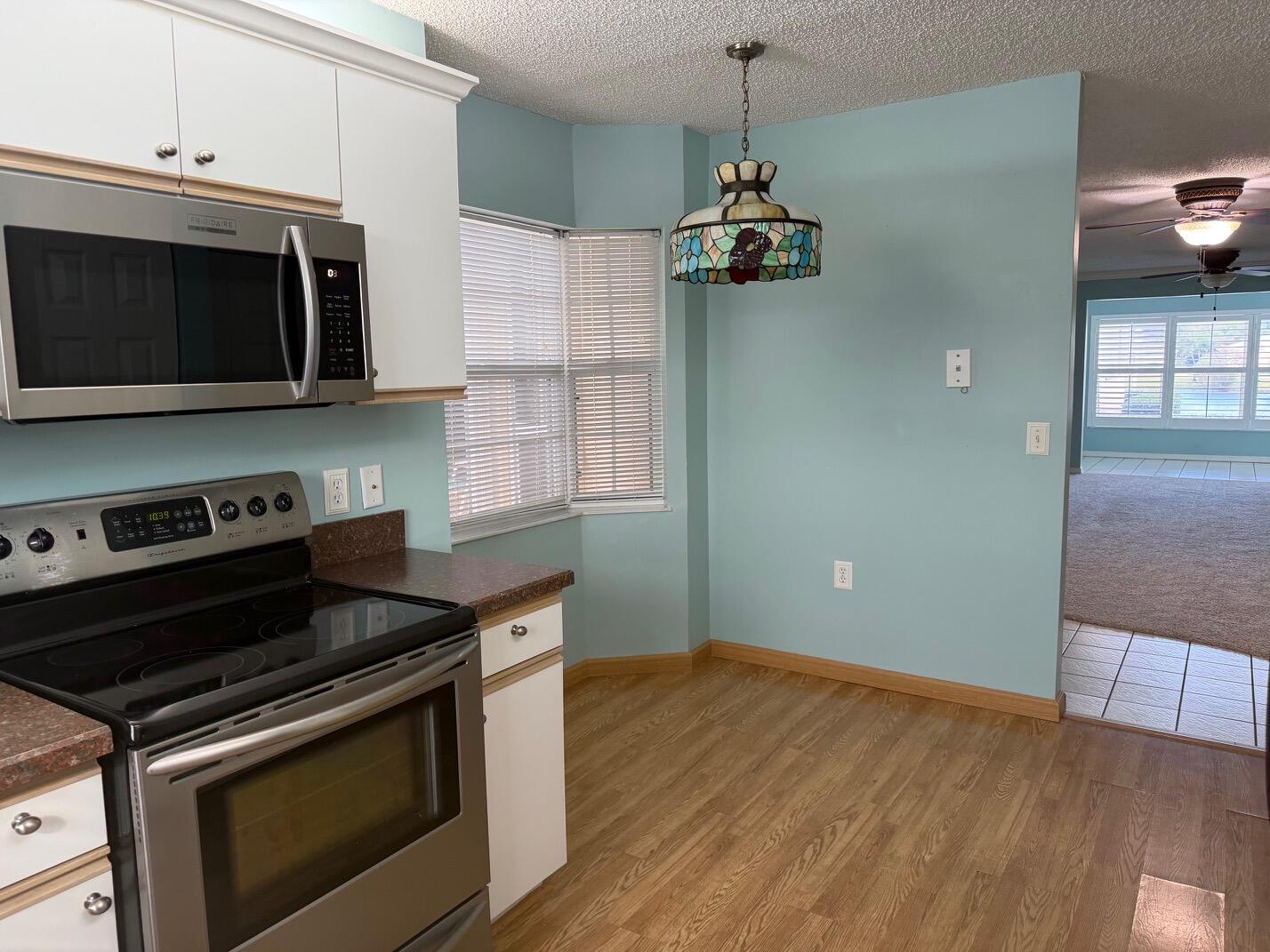 GROVE ISLE EAST CONDOMINIUM - Residential Lease