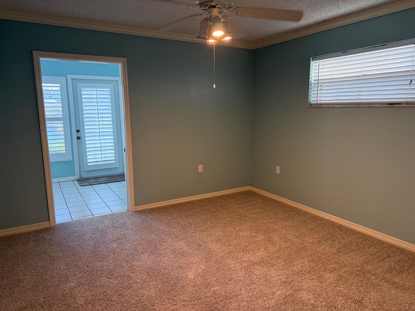 GROVE ISLE EAST CONDOMINIUM - Residential Lease