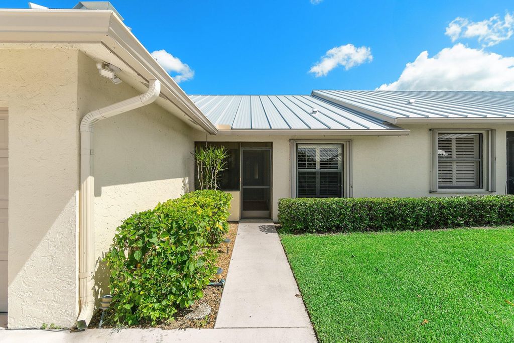 Photo of 7711 SE Sugar Sand Circle E #33455, Hobe Sound, FL 33455 (MLS # R11169945)