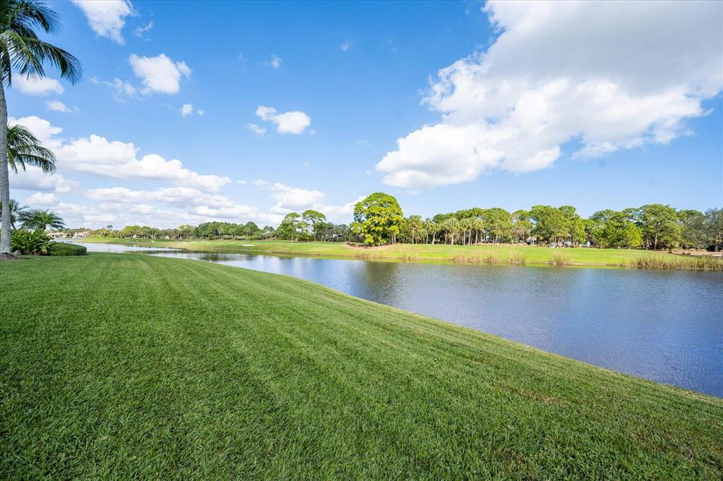 LOXAHATCHEE CLUB AT MAPLE - Residential