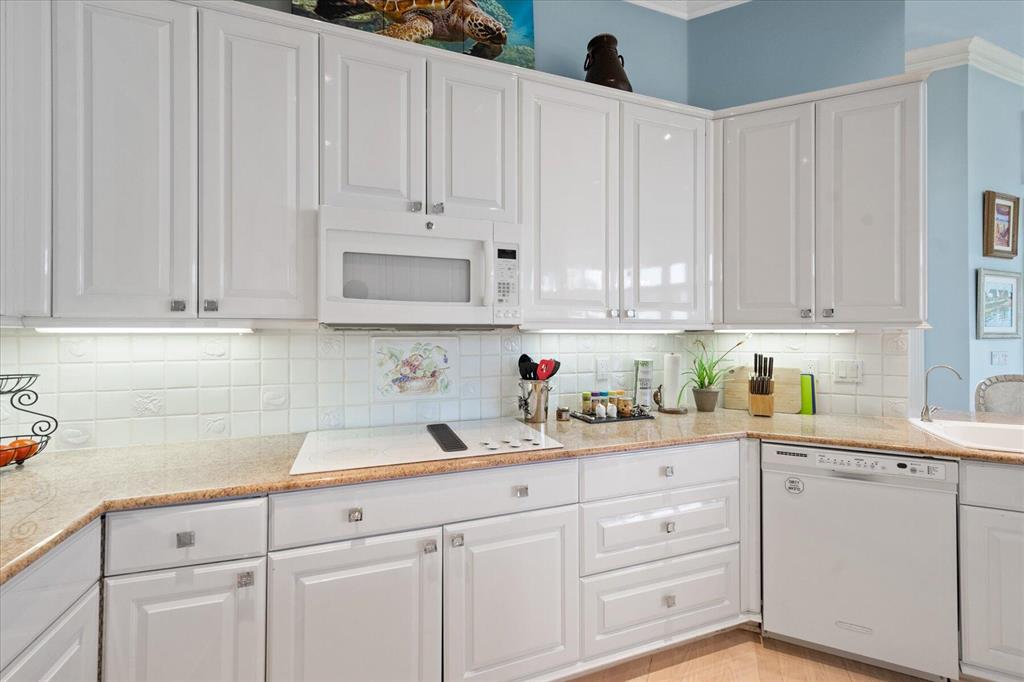 LOXAHATCHEE CLUB AT MAPLE - Residential