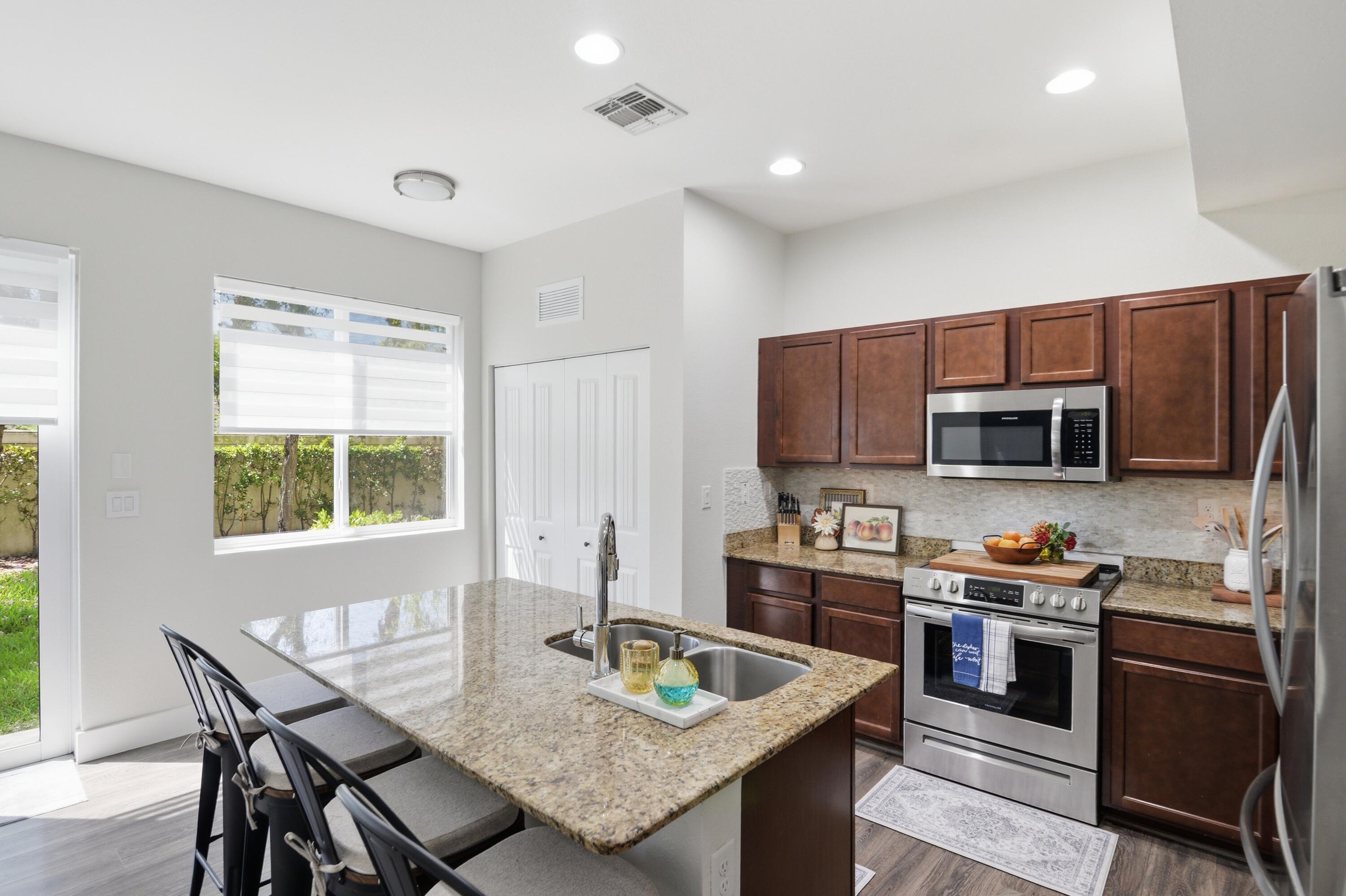 WALDEN TOWNHOMES - Residential