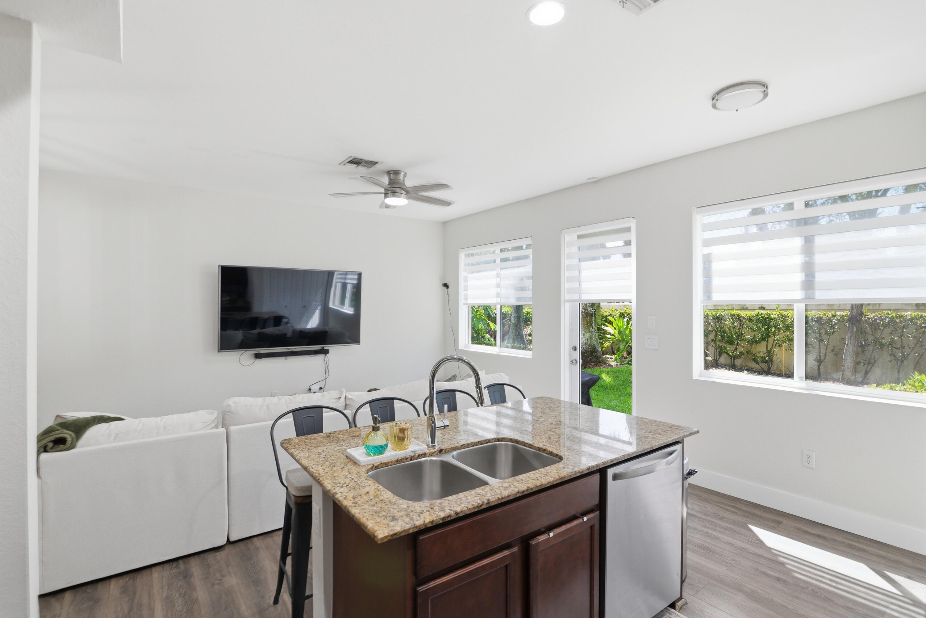 WALDEN TOWNHOMES - Residential