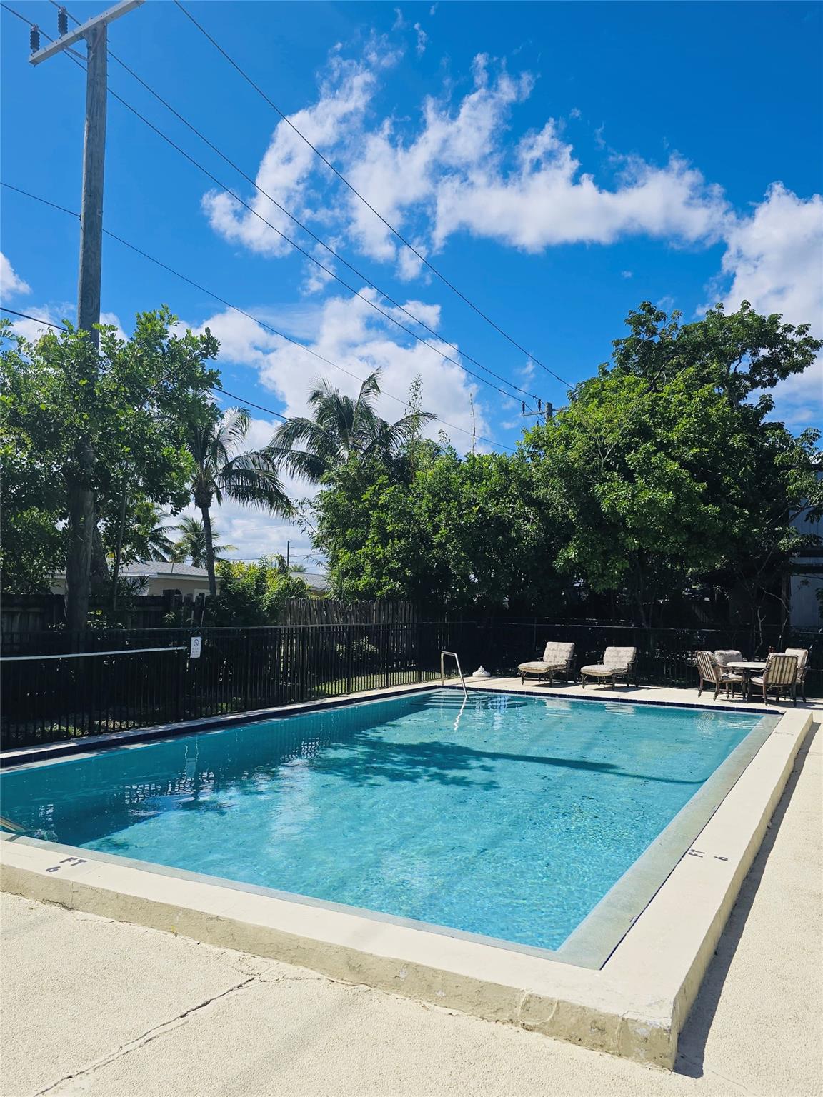Coral Manor Apts Condo - Residential Lease