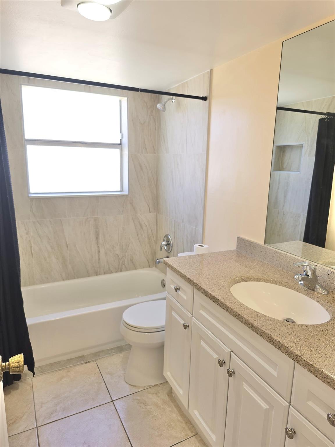 Coral Manor Apts Condo - Residential Lease