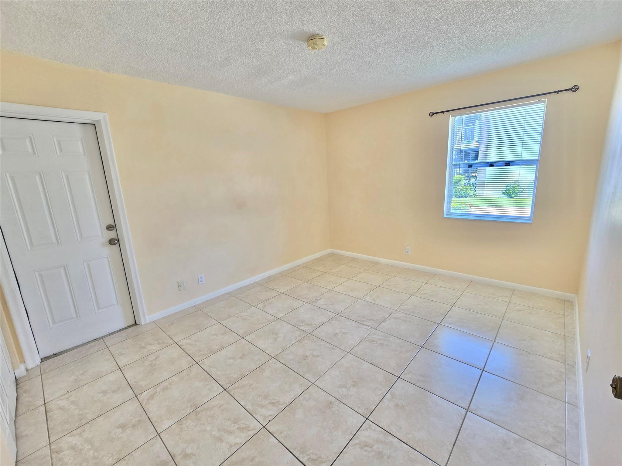 Coral Manor Apts Condo - Residential Lease