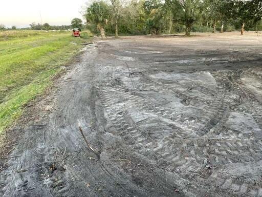 Viking Prairie - Land