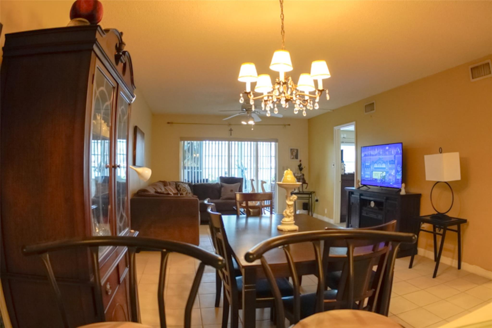 9826 Marina Boulevard 1011