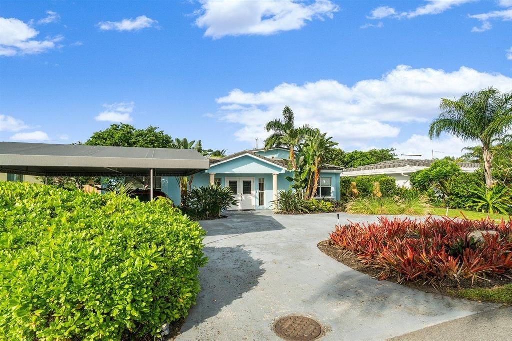 Photo of 3407 Beacon Street, Pompano Beach, FL 33062 (MLS # R10669623)