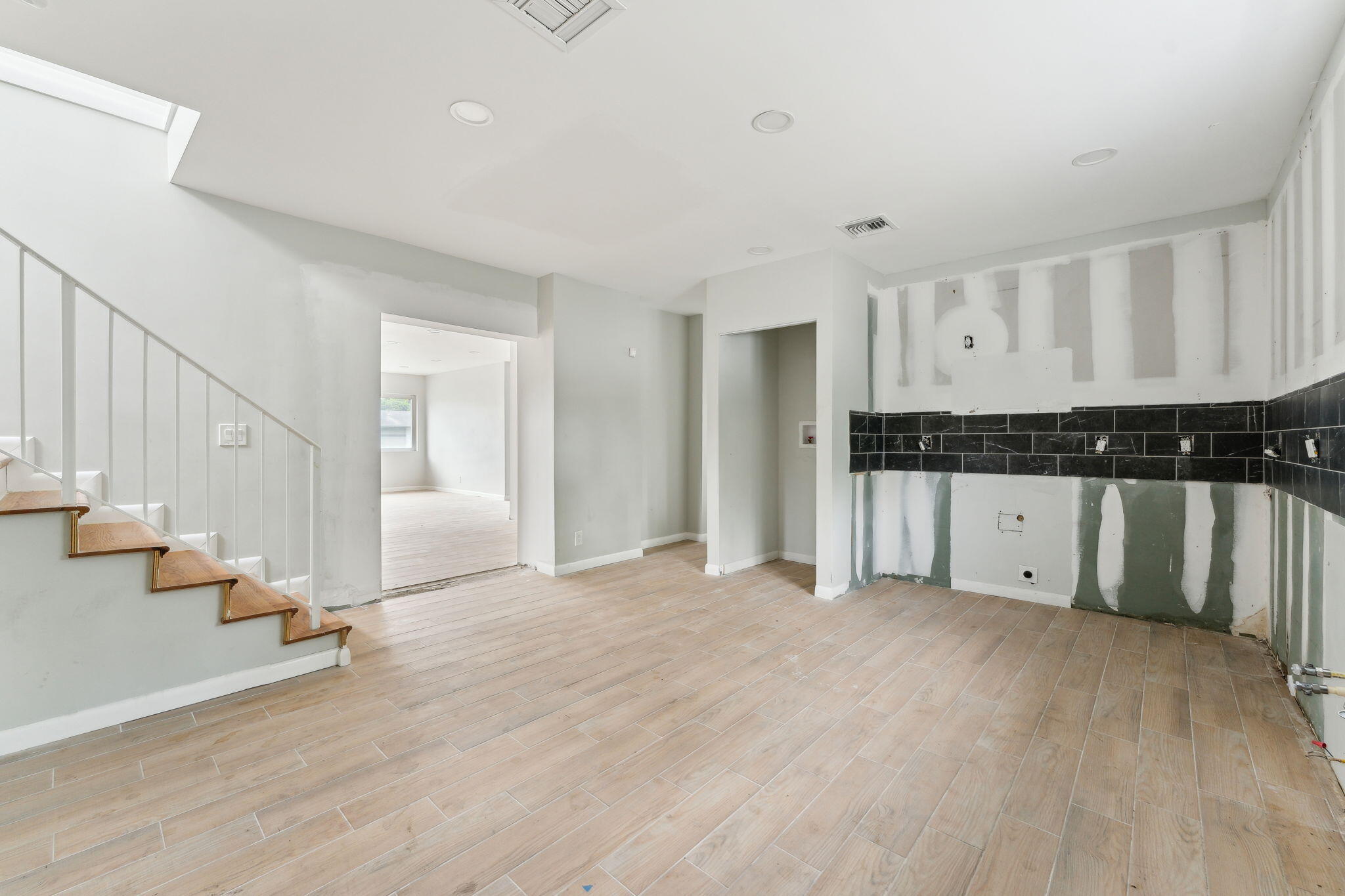 NORTH BROWARD HIGHLANDS SEC 2 - Residential