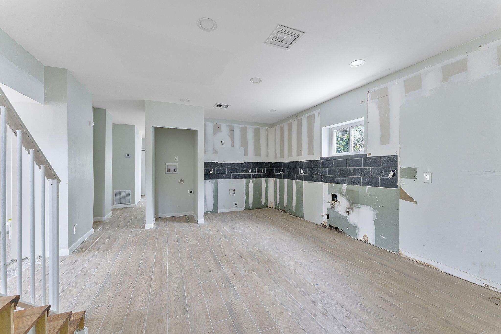 NORTH BROWARD HIGHLANDS SEC 2 - Residential