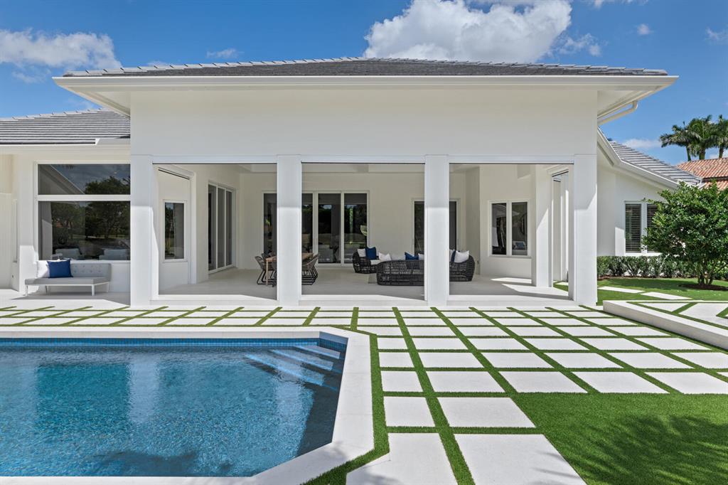 FAIRWAY ISLAND - Residential