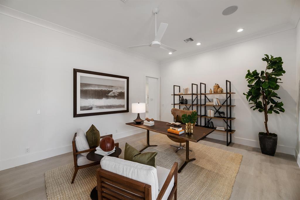 FAIRWAY ISLAND - Residential