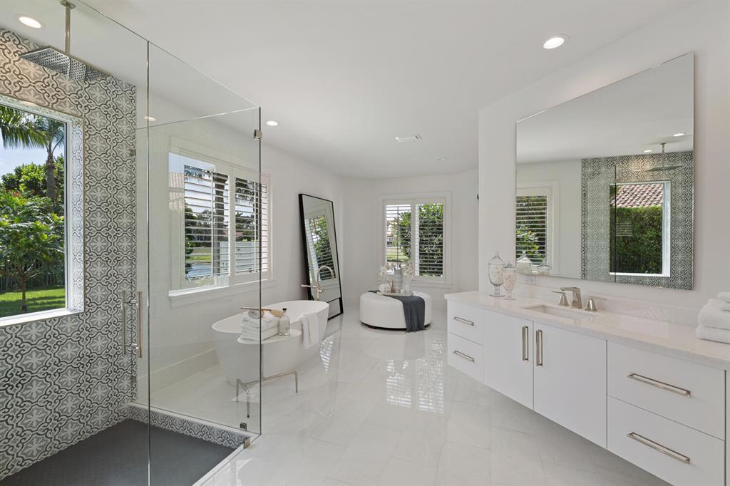 FAIRWAY ISLAND - Residential