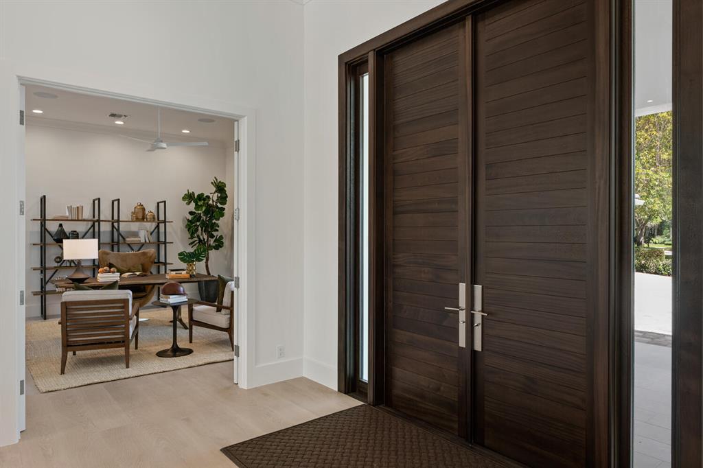 FAIRWAY ISLAND - Residential