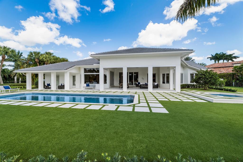 FAIRWAY ISLAND - Residential