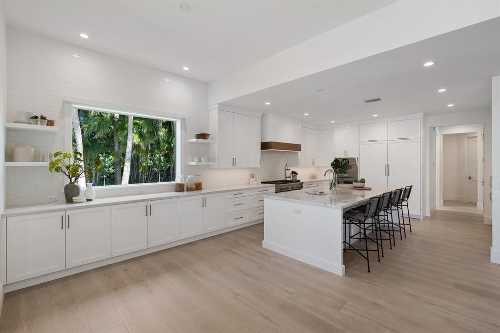 FAIRWAY ISLAND - Residential