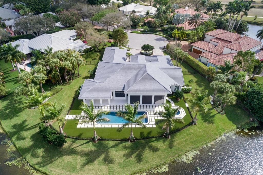 FAIRWAY ISLAND - Residential