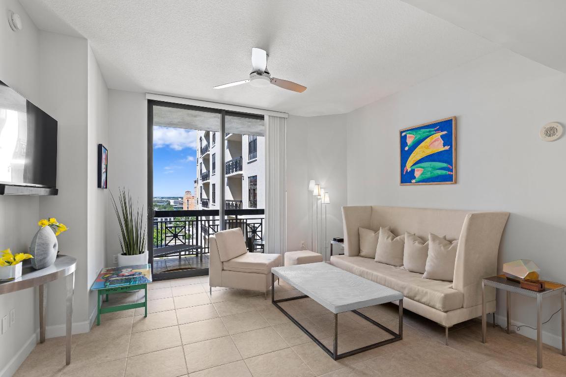 801 S Olive Avenue 1417