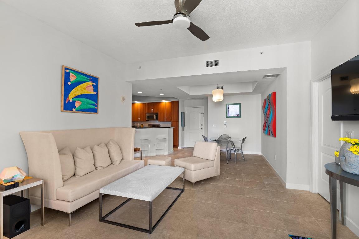 801 S Olive Avenue 1417