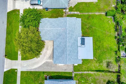 A home in Lake Worth