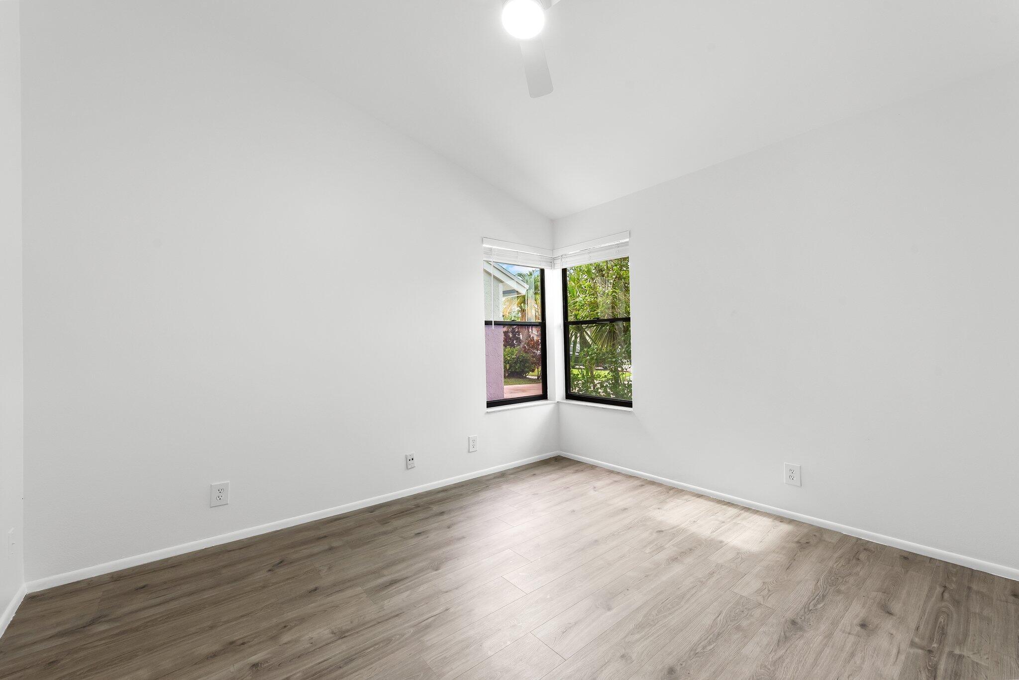 AMERICAN HOMES - Residential Lease