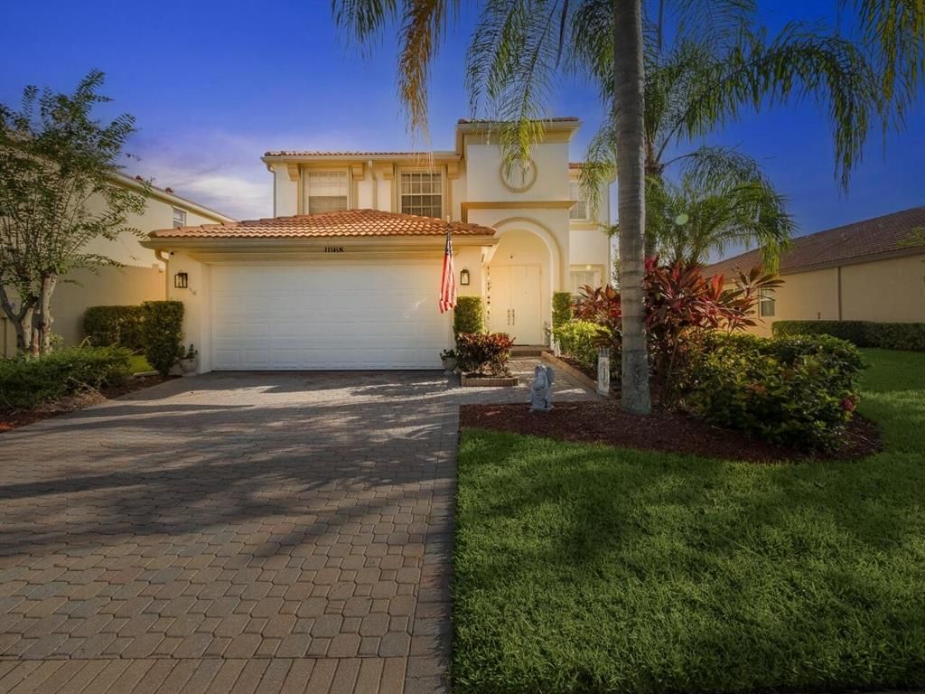 Photo of 11168 SW Springtree Terrace, Port Saint Lucie, FL 34987 (MLS # R10751047)