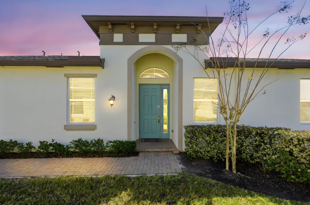 Photo of 11554 SW Lake Park Drive, Port Saint Lucie, FL 34987 (MLS # R11162241)