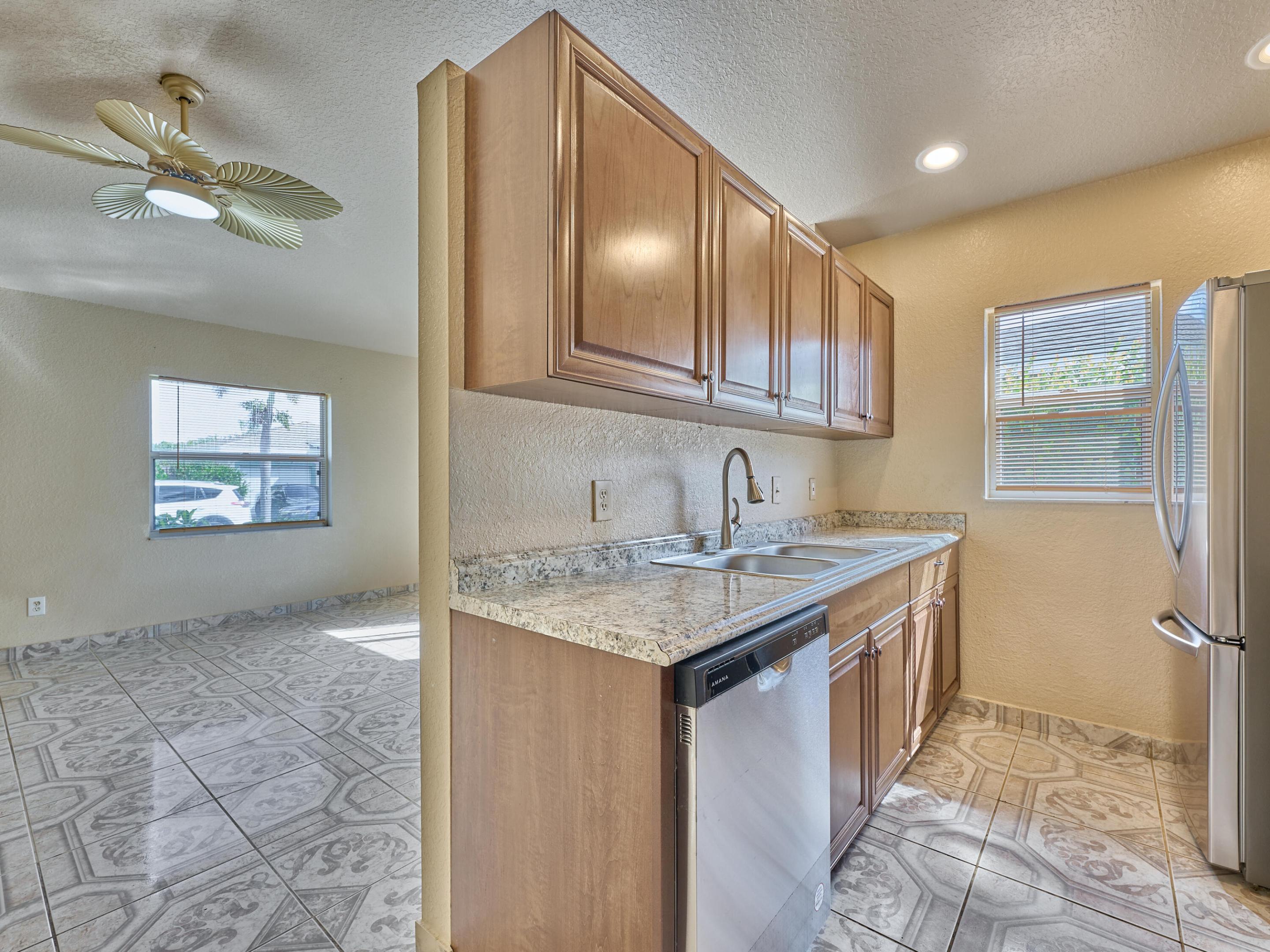 EAST RIDGE - Residential