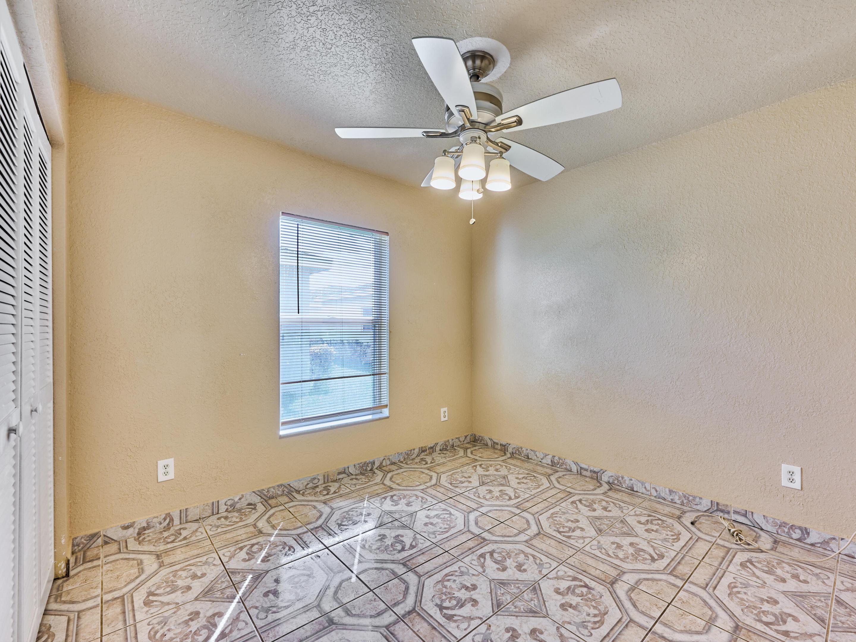 EAST RIDGE - Residential