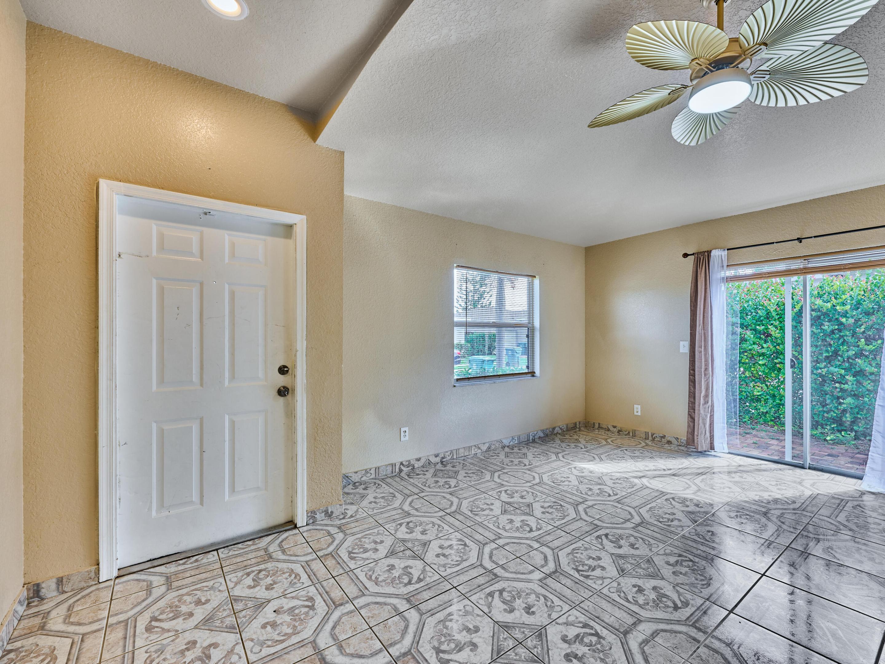 EAST RIDGE - Residential