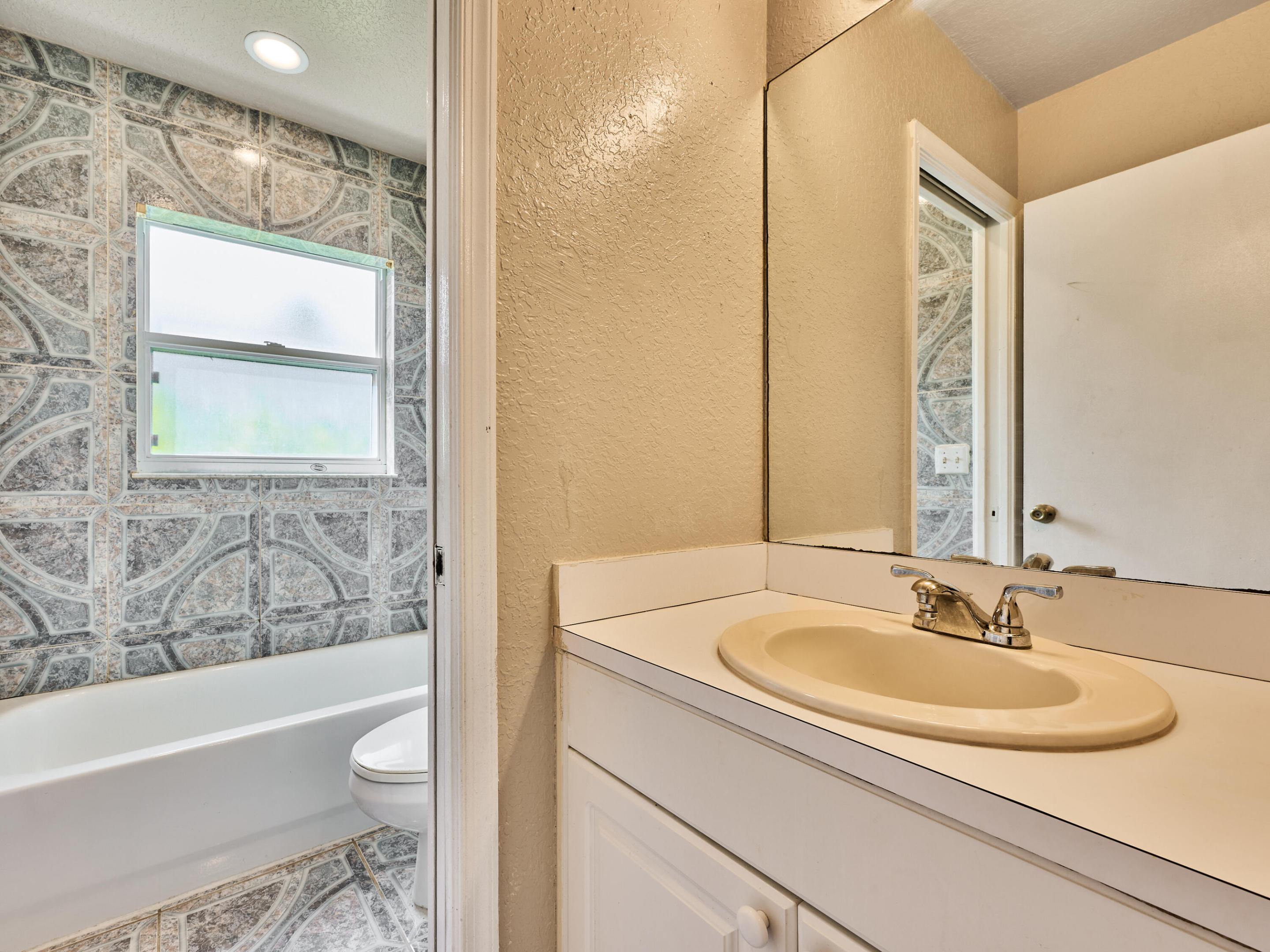 EAST RIDGE - Residential