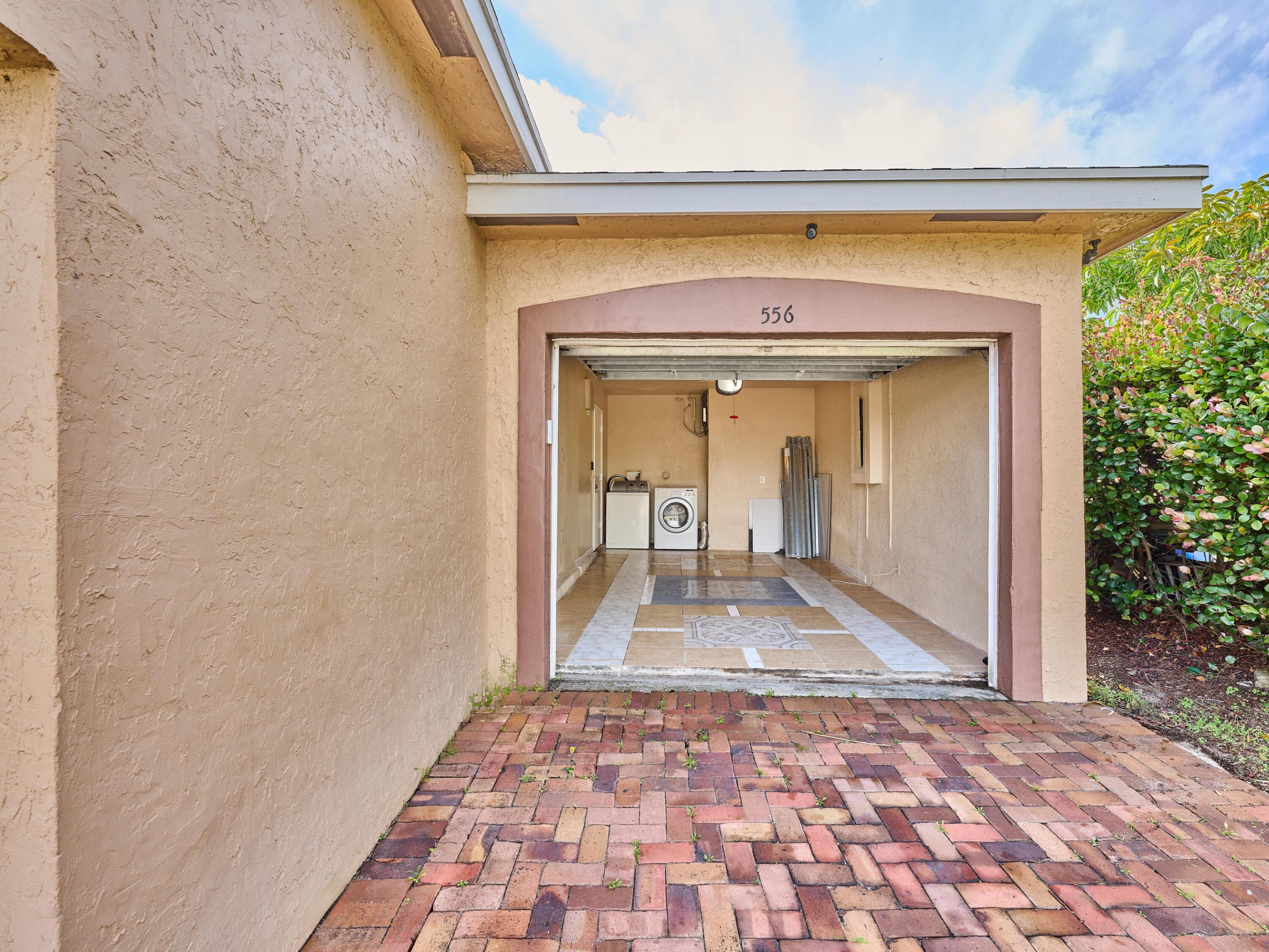 EAST RIDGE - Residential