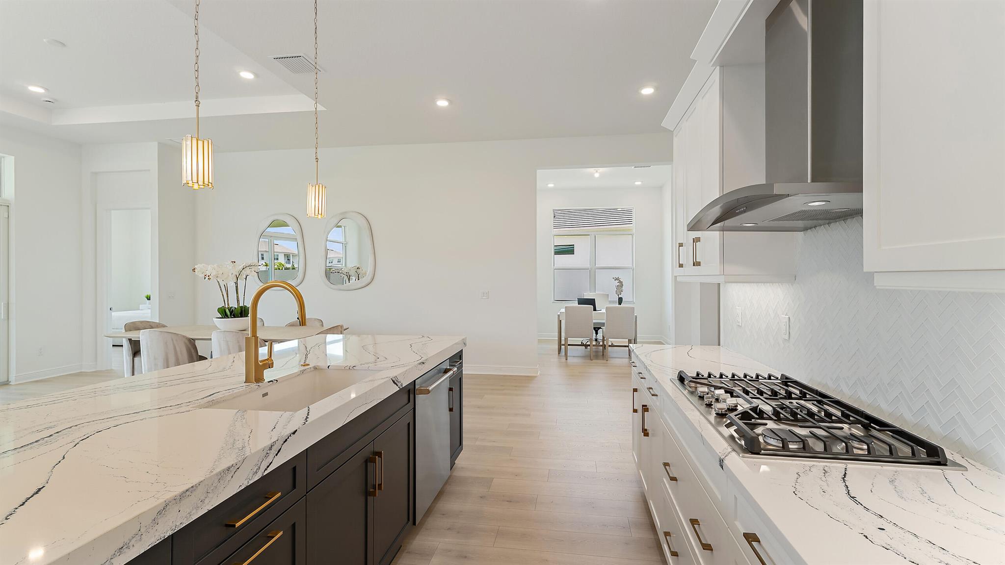 CRESSWIND PALM BEACH - Residential