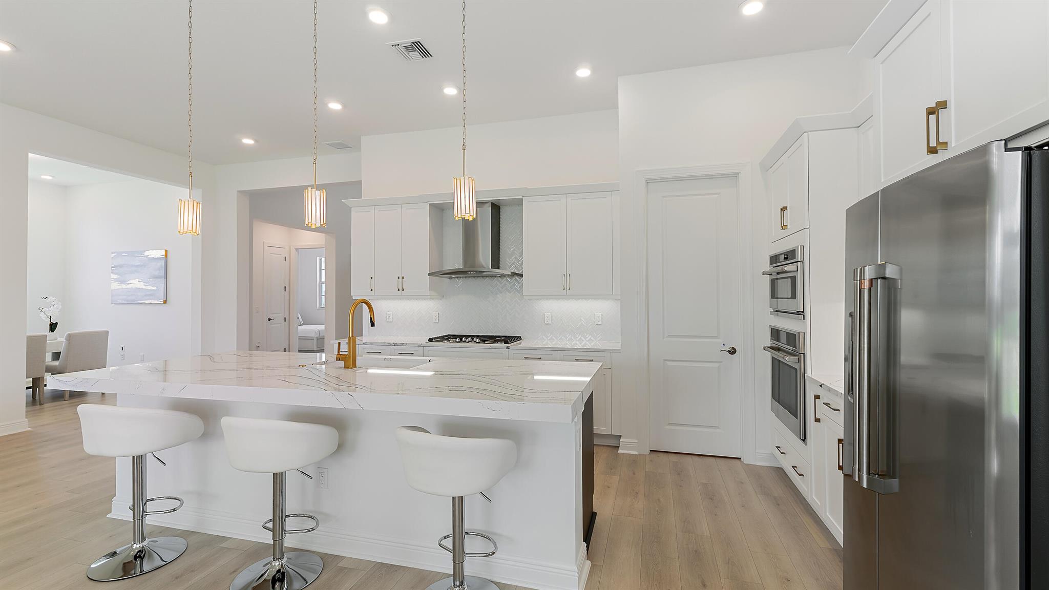 CRESSWIND PALM BEACH - Residential