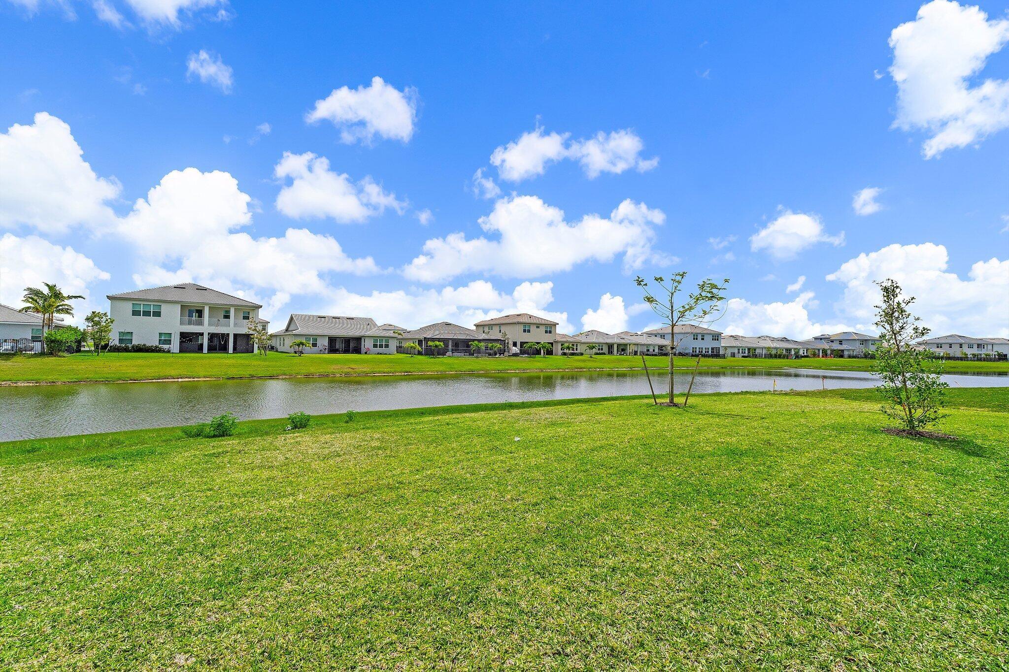 CRESSWIND PALM BEACH - Residential