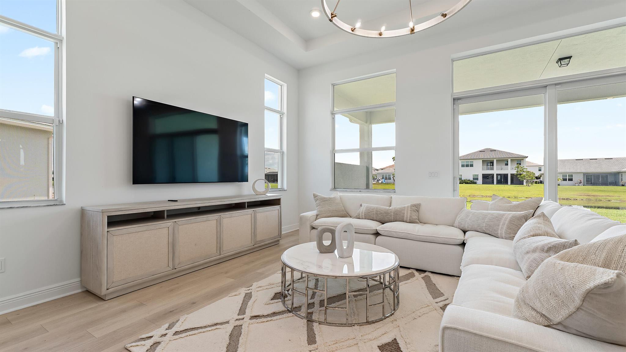 CRESSWIND PALM BEACH - Residential