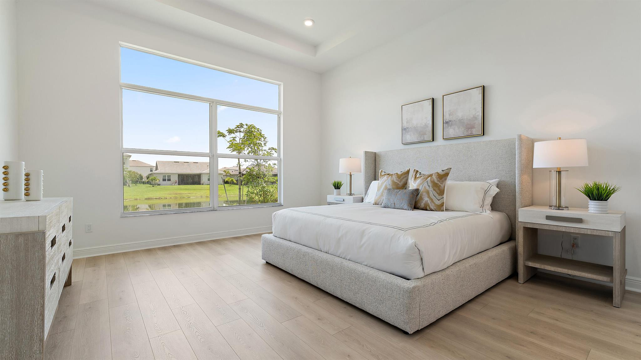 CRESSWIND PALM BEACH - Residential