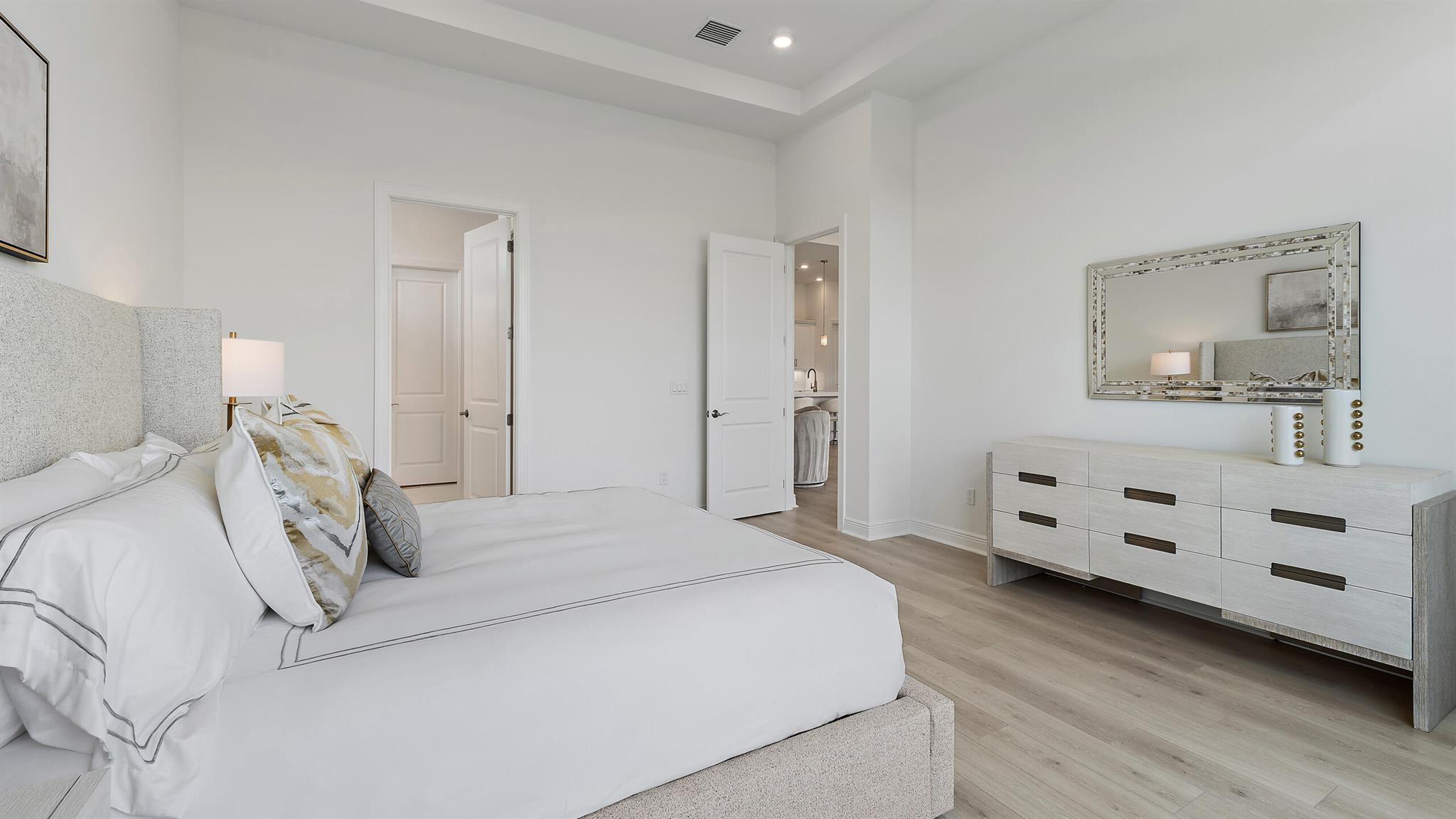 CRESSWIND PALM BEACH - Residential