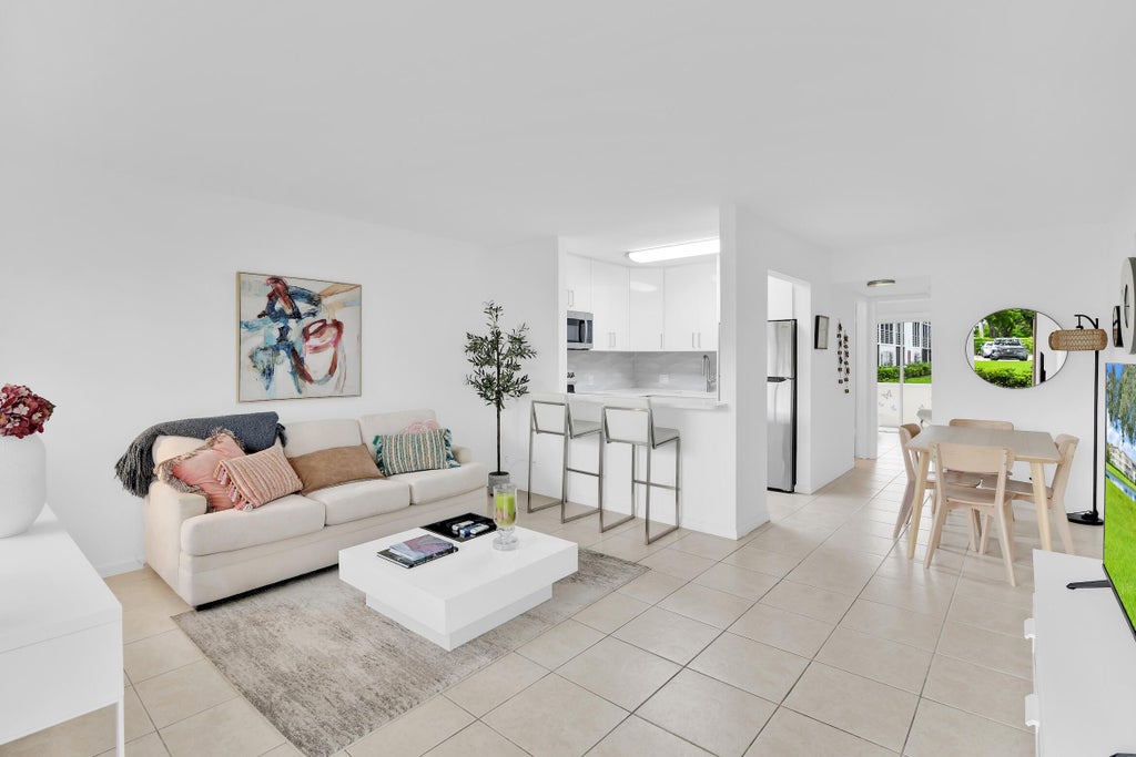 Photo of 175 Fanshaw E, Boca Raton, FL 33434 (MLS # B26040721)