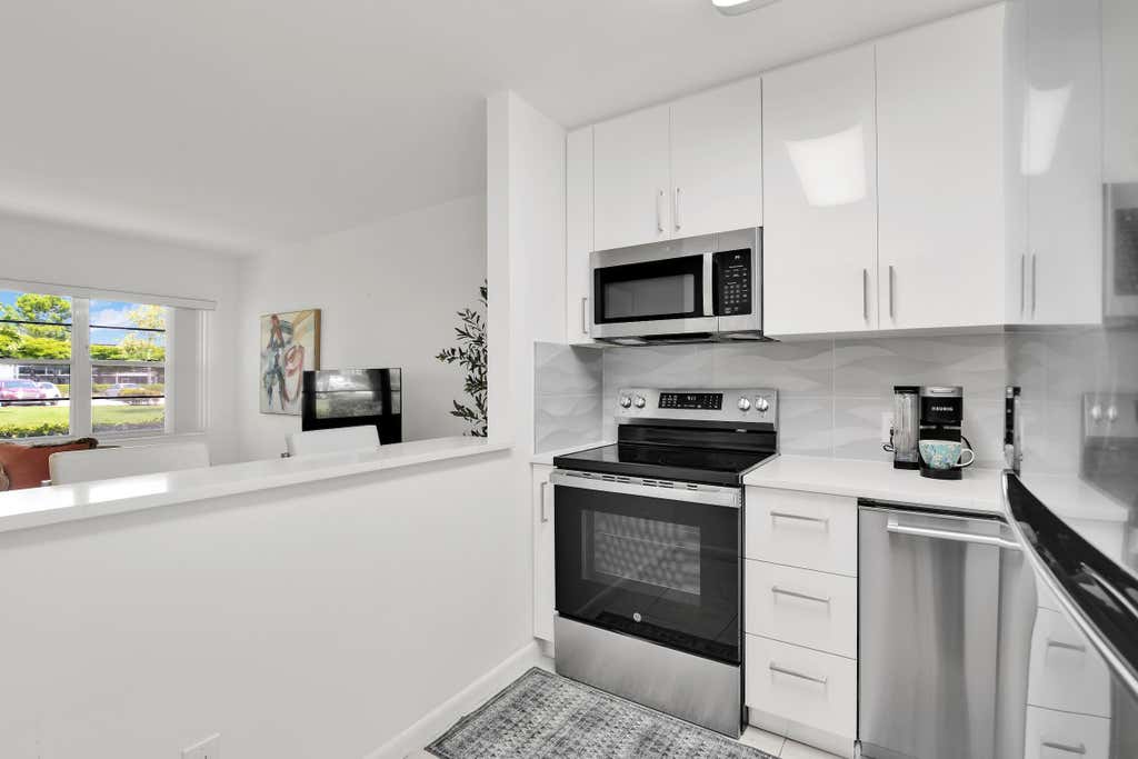 Photo of 175 Fanshaw E, Boca Raton, FL 33434 (MLS # B26040721)
