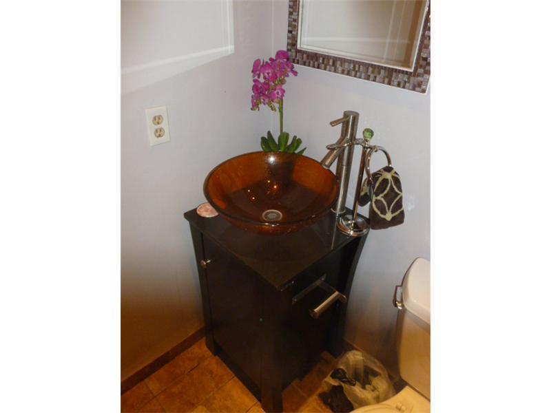 Emerald Hills Country C - Residential Lease